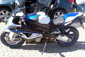 BMW S1000 RR HP4