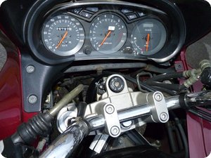 Defekte Verkleidung der Yamaha XJ 900 S