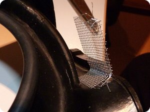 Anpassen des Gitters an die Reparaturstelle