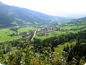 Blick auf Bad Hindelang und Vorderhindelang