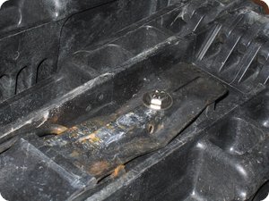 Fixierter Verschluss der Munitionskiste