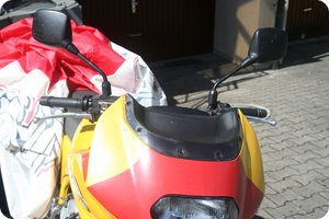 XJ 600 S nach dem Abnehmen der Scheibe