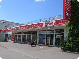 Louis in Neu-Ulm, Memminger Straße 51