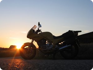 Kurz vor dem Sonnenuntergang bei Risstissen