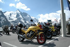 XJ 600 S auf der Kaiser-Franz-Josefs-Höhe (Juli '13)