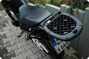 Gepäckbrücke an meiner GSF 1200 (GV75A)