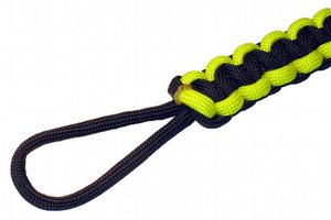 Miteinander verschmolzene Enden des Paracord