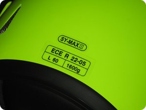 Kennzeichung Helmschale: »L 60«