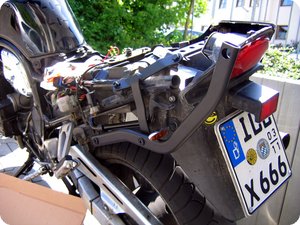 Die Strebe vom Givi Monorack F...