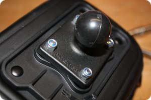 Navi Case Pro M mit RAM Mount Platte B-347