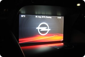 21:36 Uhr, 30°C... Danke für die Info!
