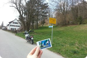 Ungeschickt: Alles recht weit auseinander