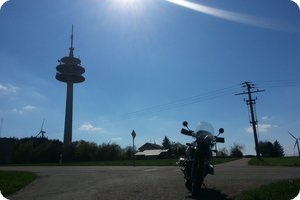 Markant: Fernmeldeturm Schnittlingen (erbaut 1981/82)