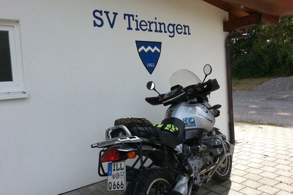 Am Nachweispunkt »Sportplatz Tieringen«