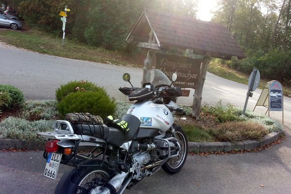 Am Nachweispunkt »Knopfmacherfelsen«