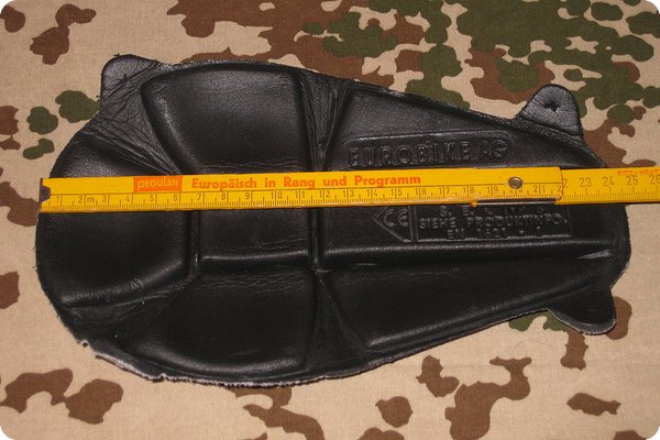 Etwa 24,5 cm lang