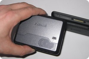 Mini-USB beim nüvi 205, Micro-USB beim 2360LT