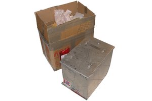 Zweiter Karton: Der zweite Koffer