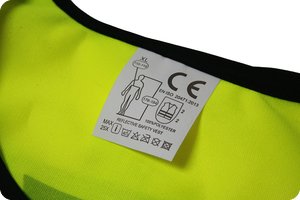 Etikett mit Angabe EN ISO 20471:2013 erfüllt