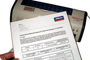 Fertig: Die Reifenfreigabe ist laminiert