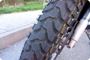 Blick auf's Vorderrad (Mitas E-07 Dakar)