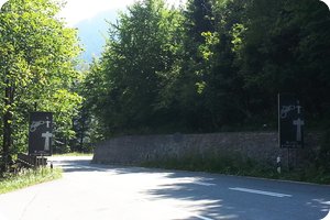 Warnhinweise für Motorradfahrer