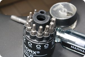 Auch die kleinen Torx brauchen ihre Bits