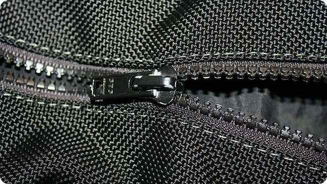 An der 300 Euro Hose ist der 3,39 Euro Reißverschluss kaputt