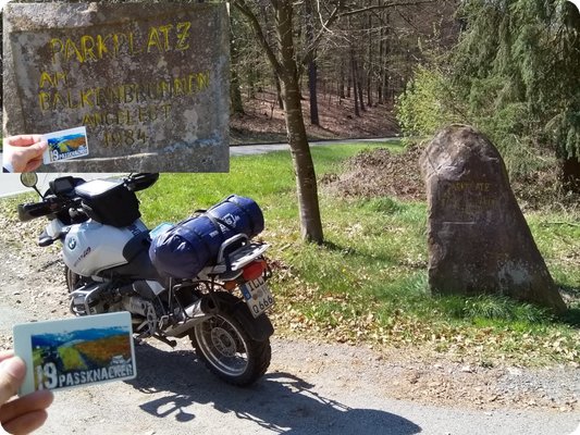 Balkenbrunnen / Weltachs