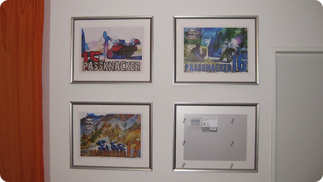 Vier Rahmen habe ich jetzt an der Wand