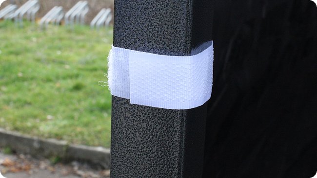 Seitenwände werden mit Klettstreifen befestigt