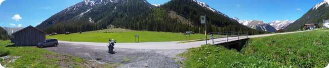 Panorama in Richtung Süden am »Namlossattel«