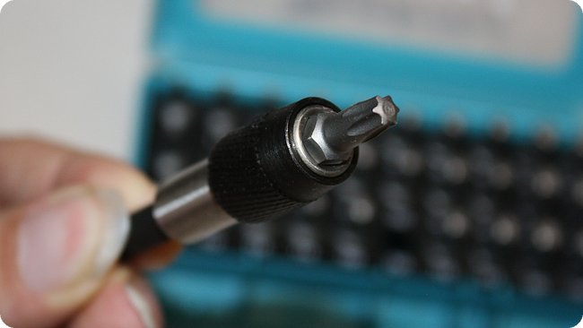 Bithalter mit eingesetztem Bit