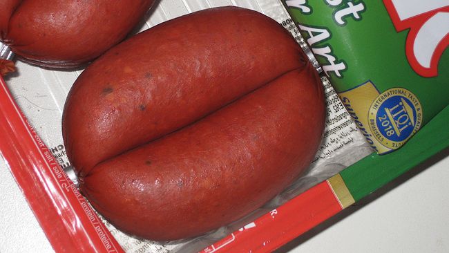 Vielleicht heilen die Knoblauchdünste ja das Auge?