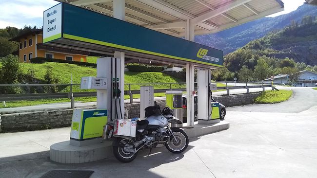 »LM Energy«-Tankstelle – »Leikermoser Energiehandel« in Golling an der Salzach