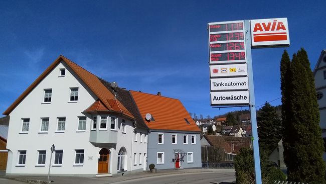 Die Richtung vom Preis pro Liter stimmt