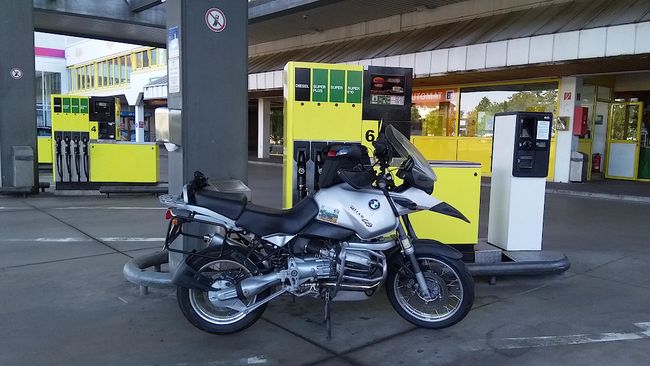 Bevor es auf die Autobahn geht: Volltanken!