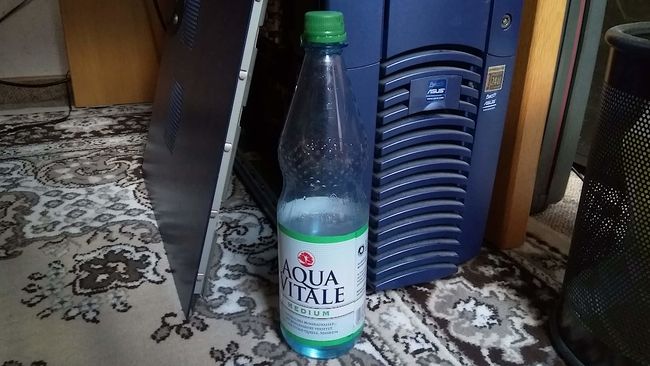 Kühlt mich heute innerlich: Mineralwasser