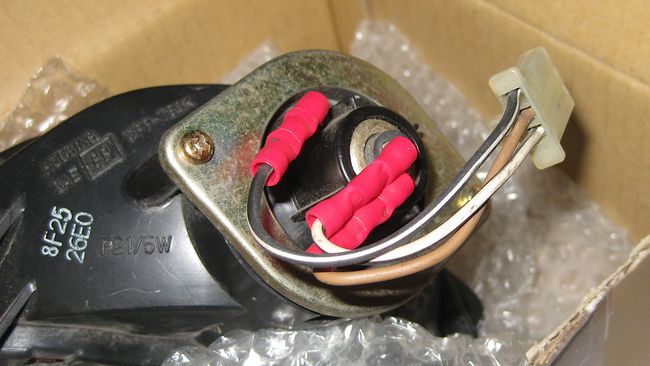 Nur drei Kabel für Rück- und Bremslicht?