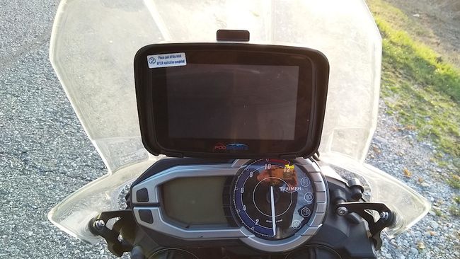 Dem Navigationsgerät ist nach zwei Stunden der Saft ausgegangen