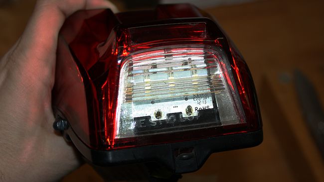 Ausgeschaltet erkennt man die LED besser