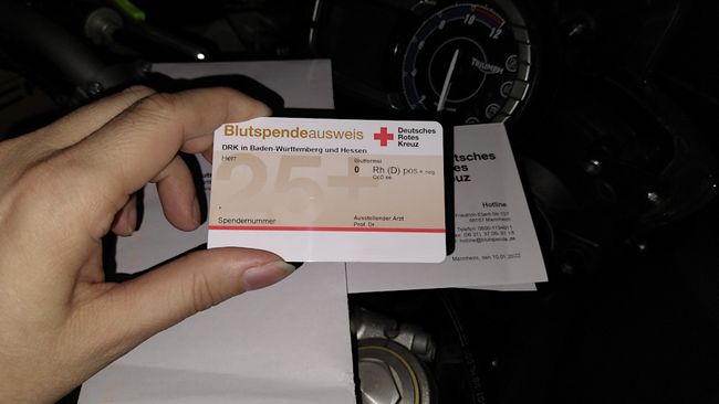 Jetzt habe ich also einen neuen Ausweis mit »25+«