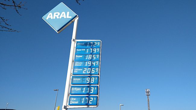 Kraftstoffpreise in autobahnnähe am 27.02.2022