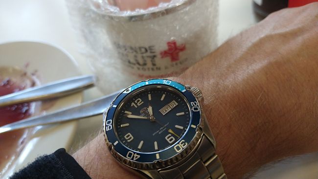 Blick auf die Uhr: Knapp eine Stunde inklusive Spende und Essen